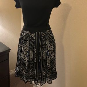Skirt White House Black Market size 4